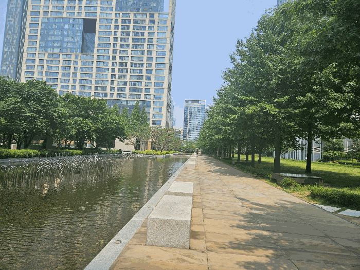 인근 수변 산책로